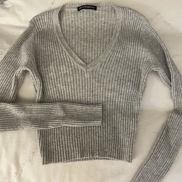 Brandy Melville Tops - brandy melville sweater top
